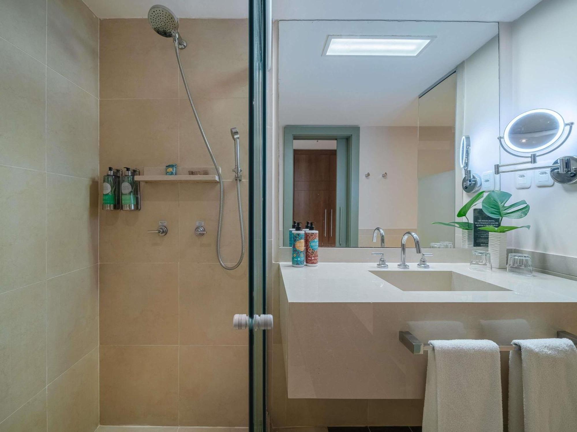 Deluxe Kamer met Kingsize Bed en Uitzicht op de Stad
