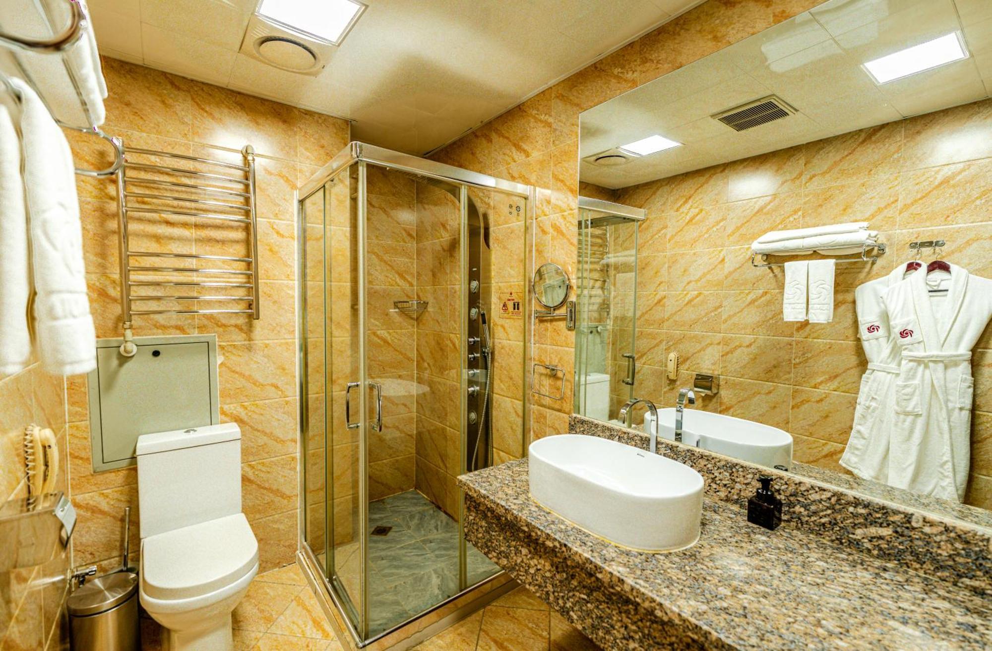 Twin Guest Room