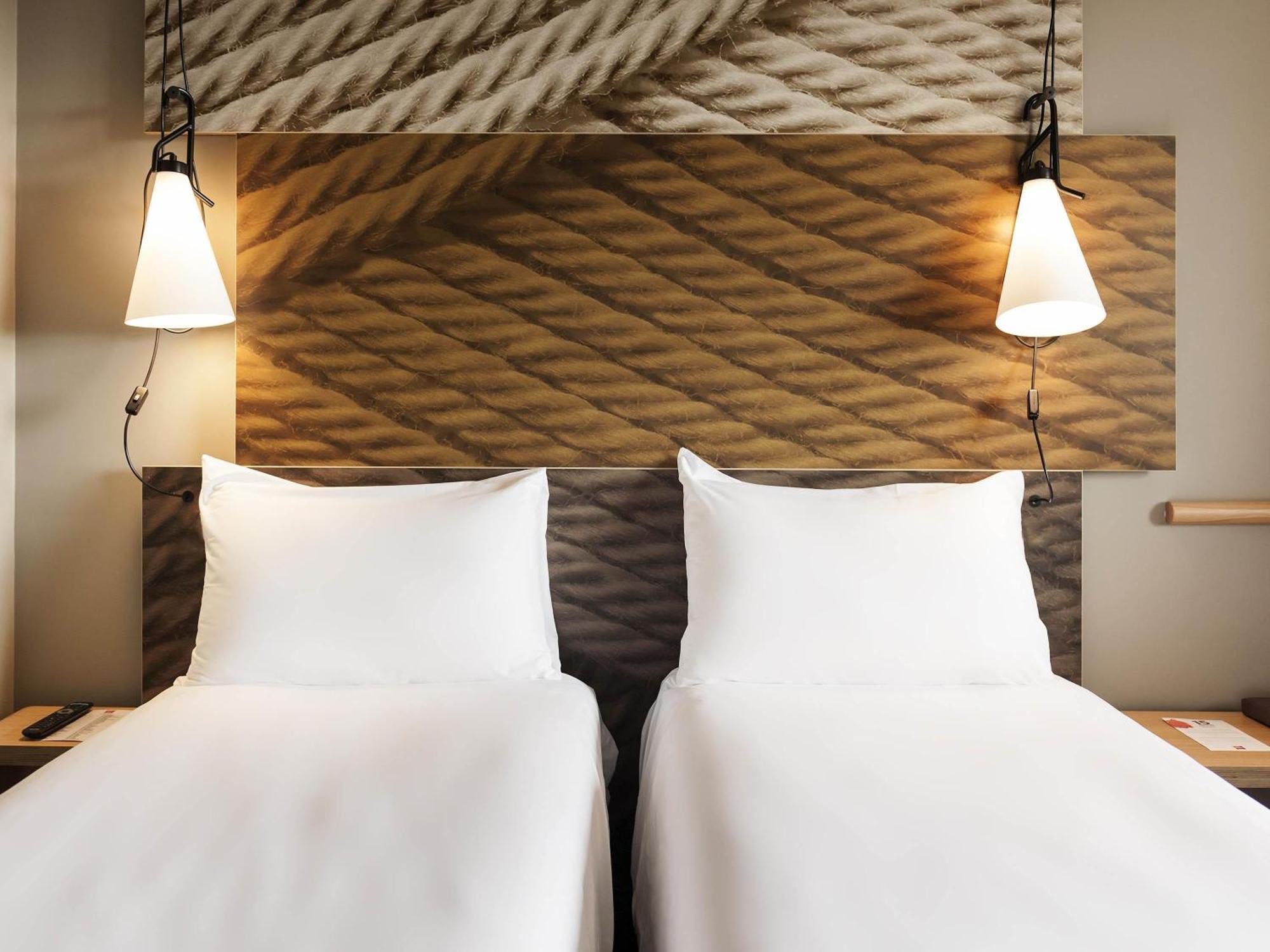 Chambre Standard avec 1 Lit Double ou 2 Lits Simples