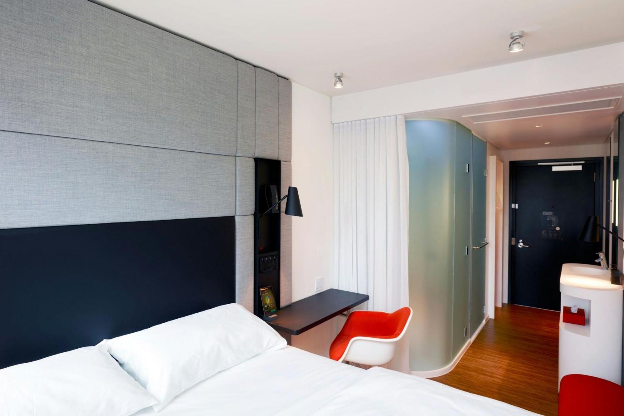 King Room with Premium View