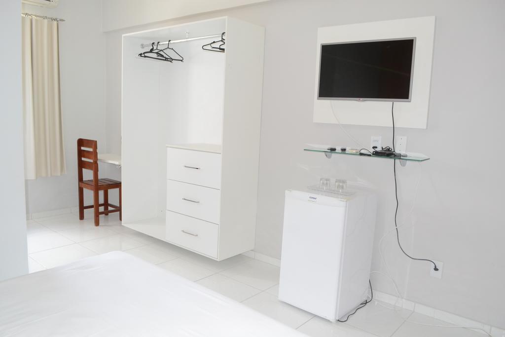 Quarto com 2 Camas de Solteiro