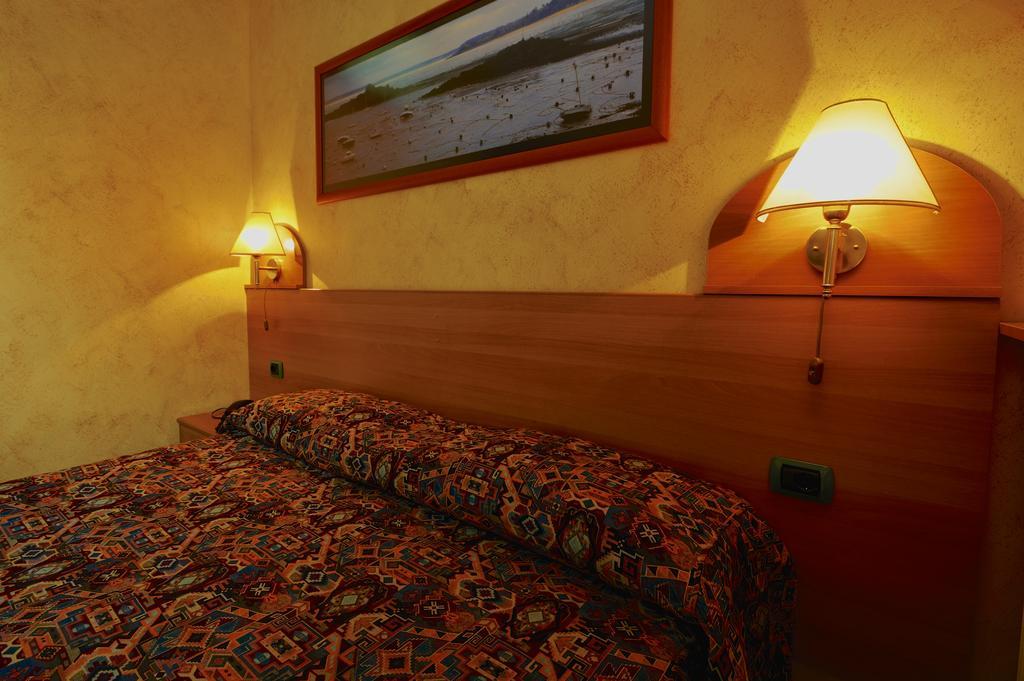 Double Room,1774430753:JPEG