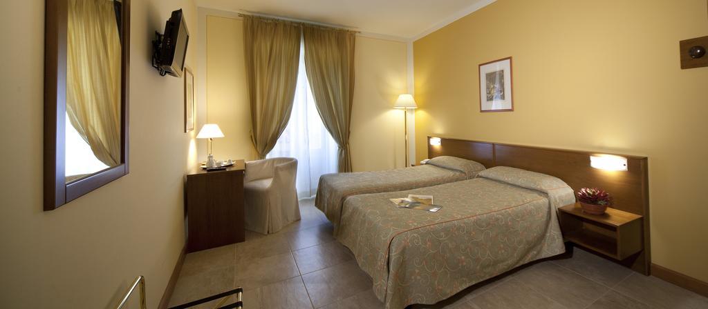 Classic Double or Twin Room,1498699213:JPEG