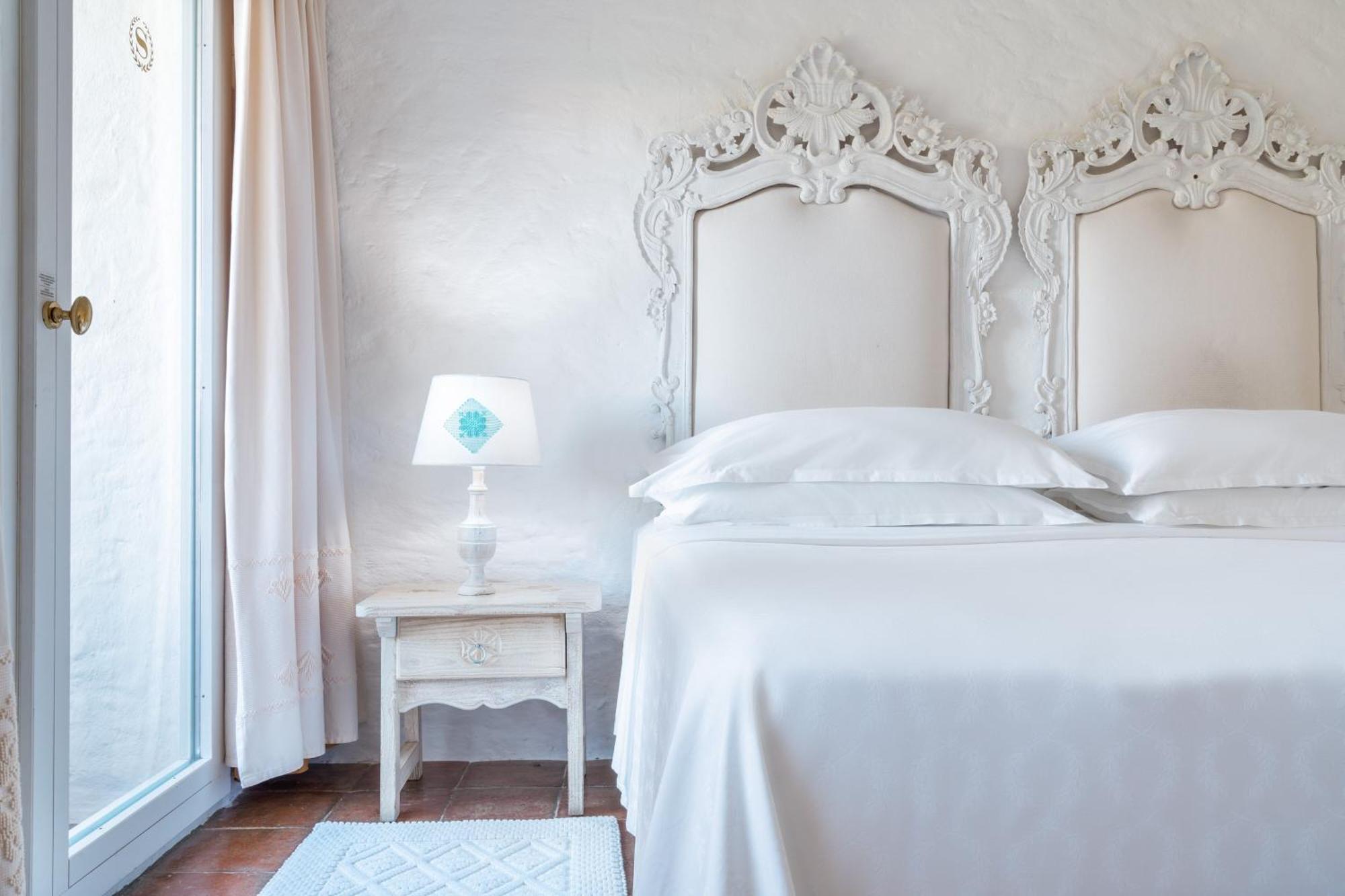 Superior Doppelzimmer mit Kingsize-Bett, Blick auf den Innenhof, Terrasse
