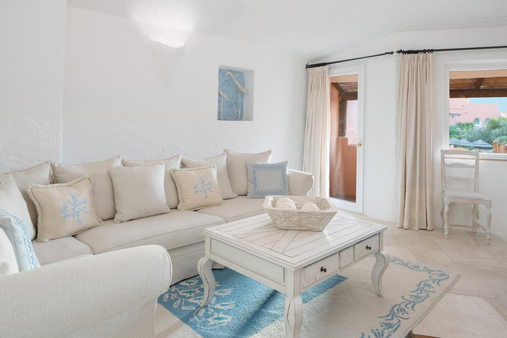 Deluxe Suite mit 2 Schlafzimmern, Kingsize-Bett, Pool- oder Kanalblick, Terrasse