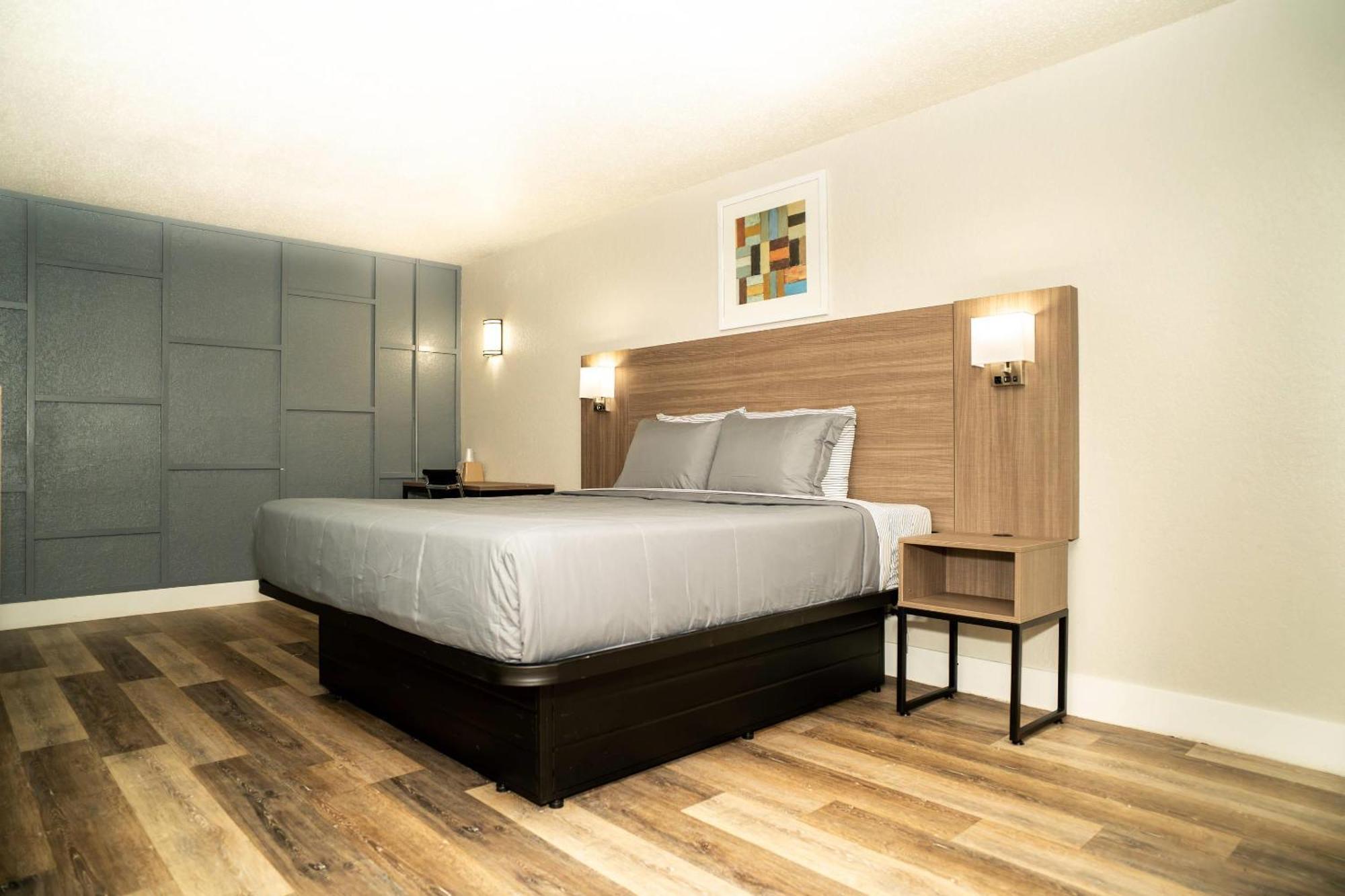 Chambre Lit King-Size - Non-Fumeurs