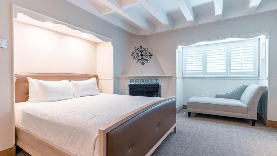 Quarto Superior com Cama King-size