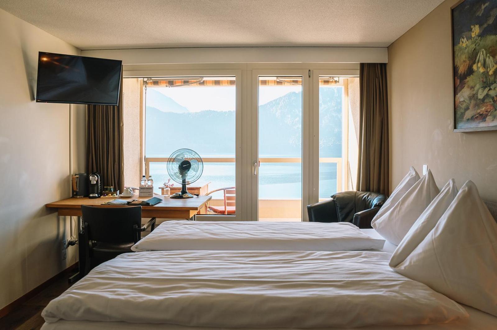 Chambre Double Classique avec Balcon et Vue sur le Lac