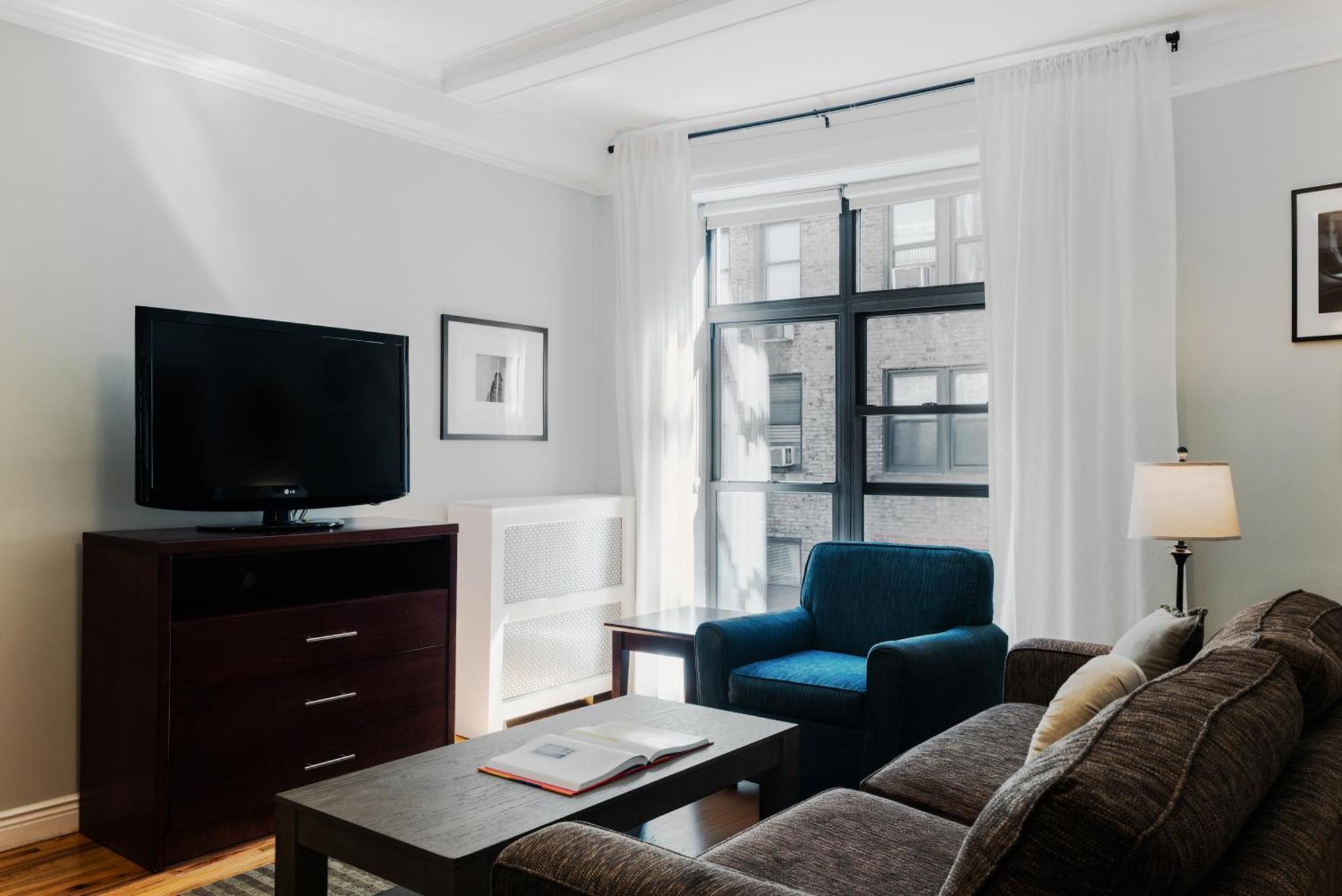 The One-Bedroom King Apartment