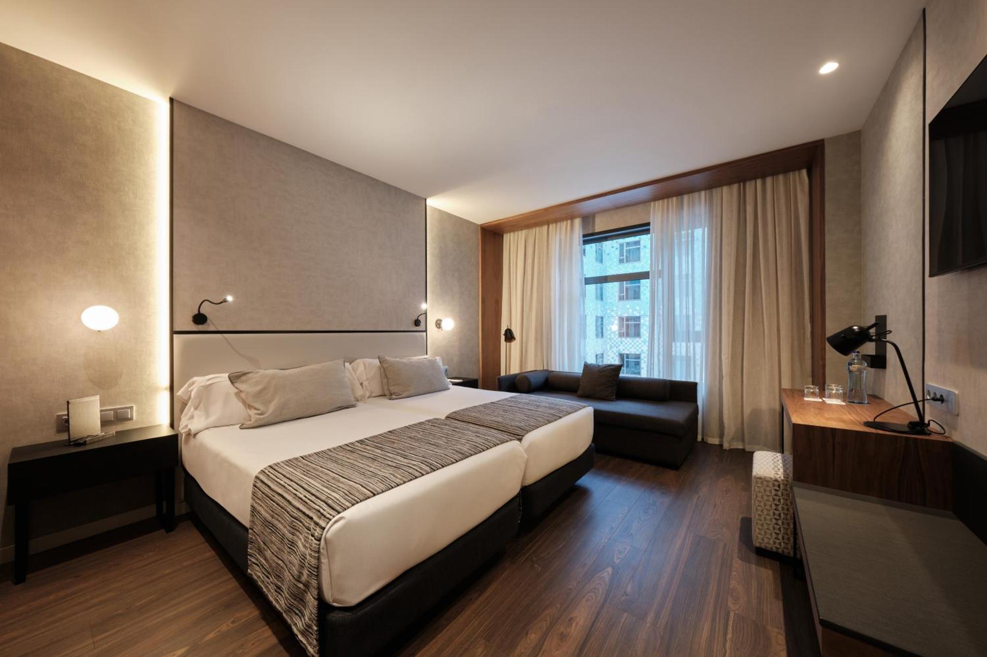 Quarto Triplo (3 Adultos)