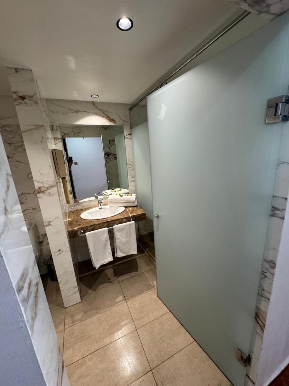 Kamer met uitzicht op het zwembad