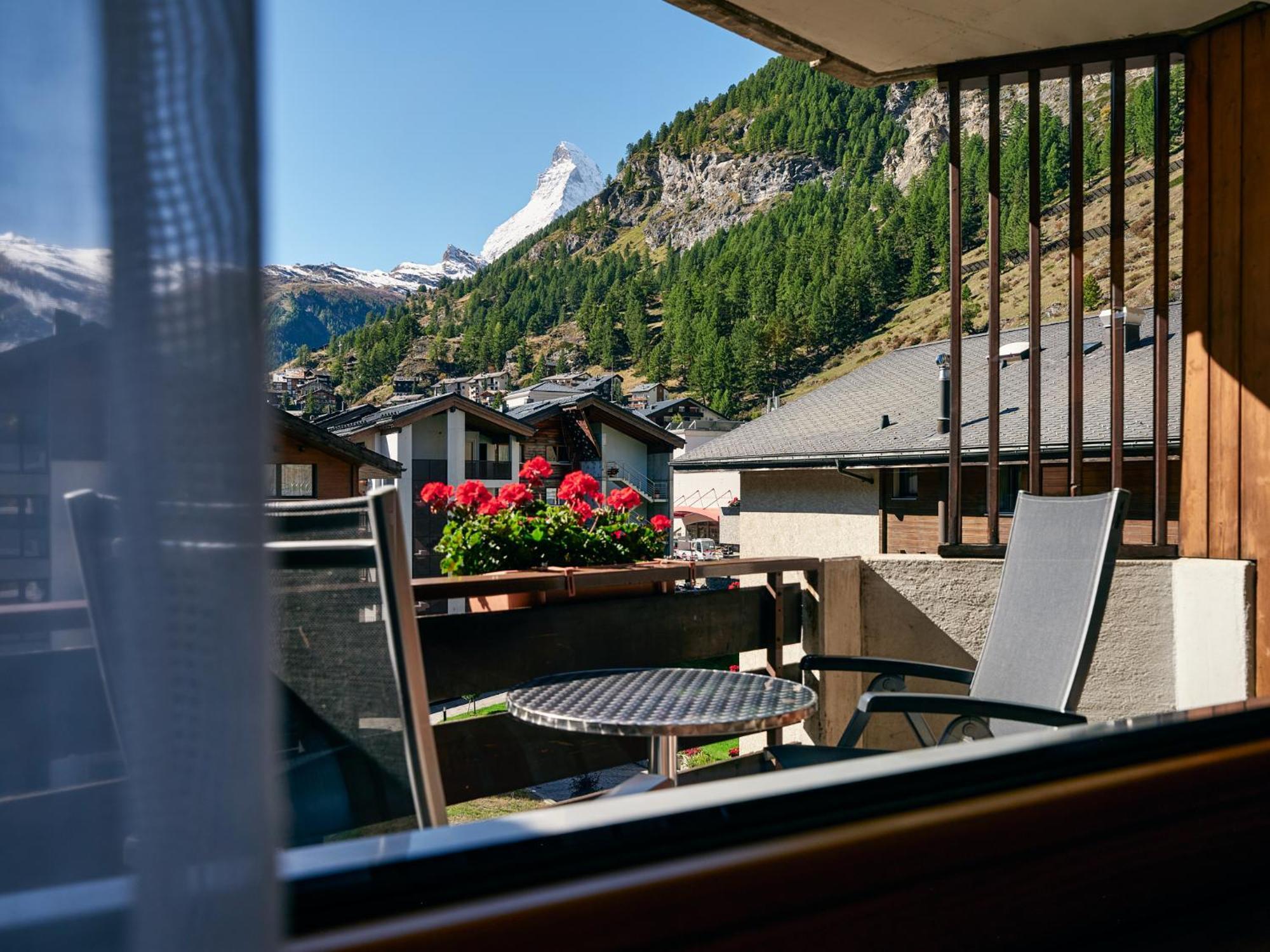 Chambre Lits Jumeaux avec Vue sur le Mont Cervin