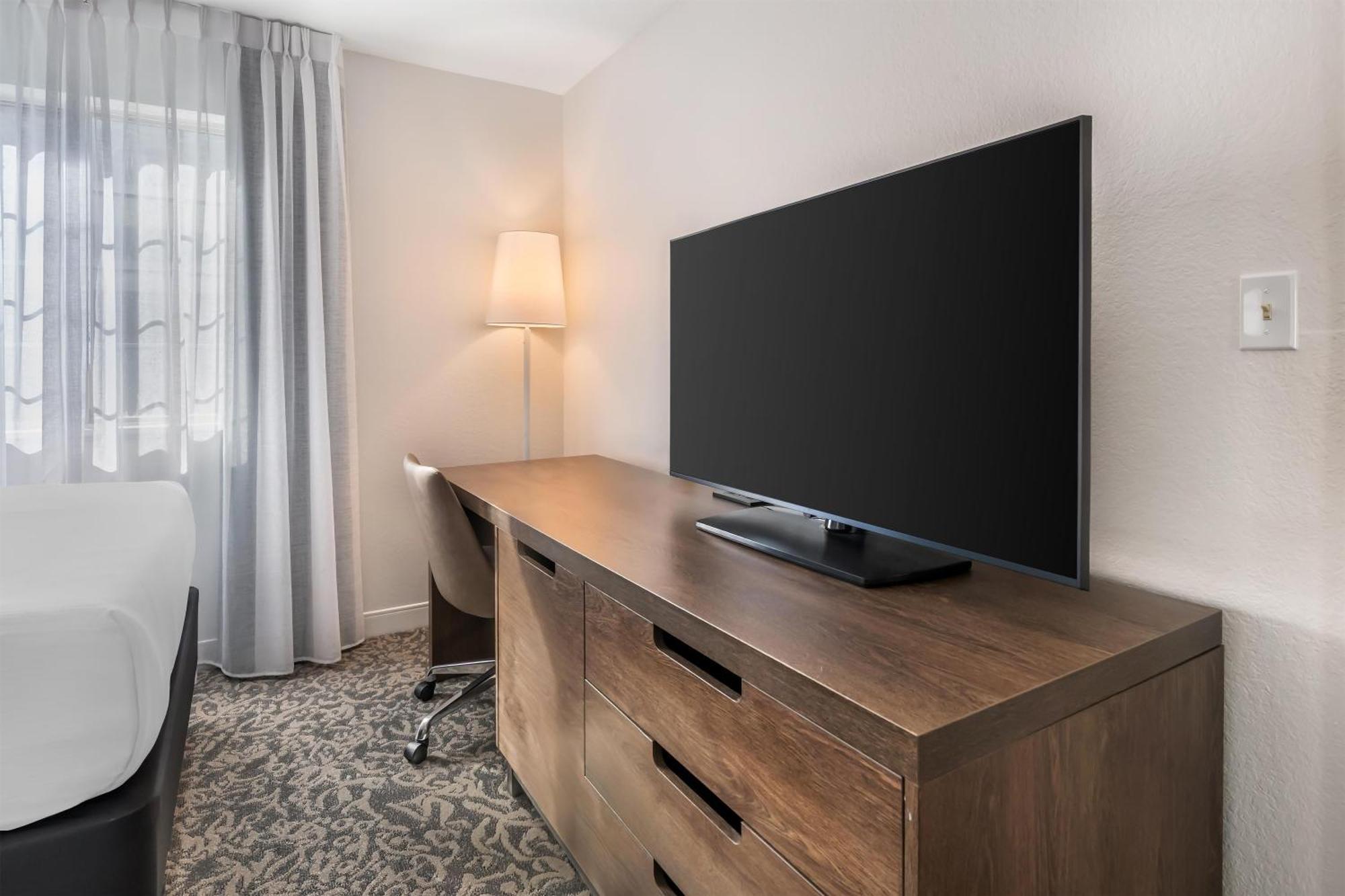 Suite 2 Chambres avec Lit King-Size et 2 Lits Doubles