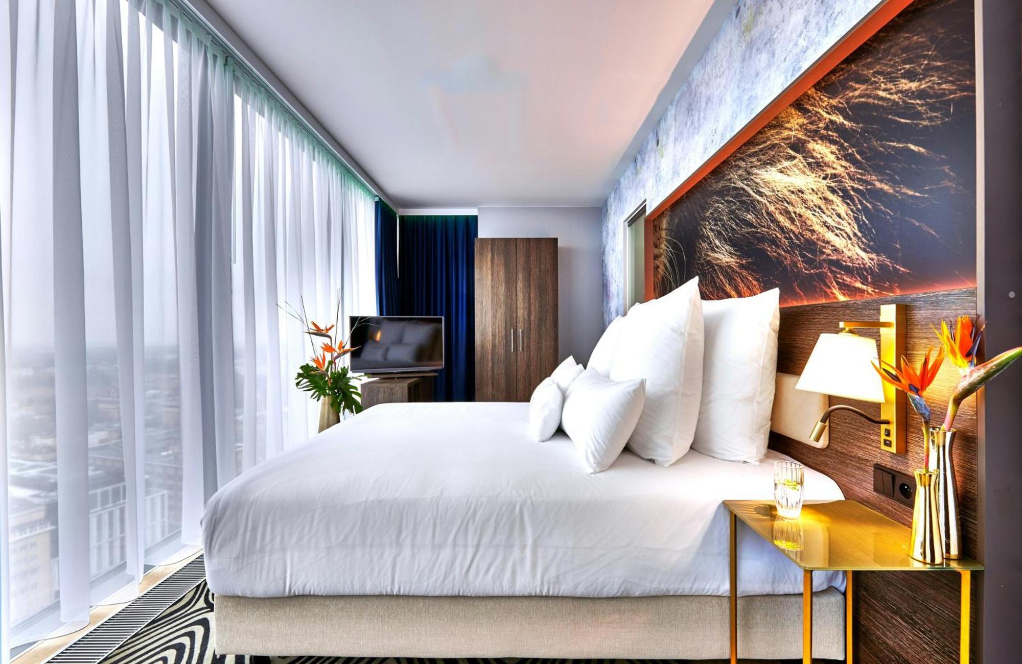 NYX Suite