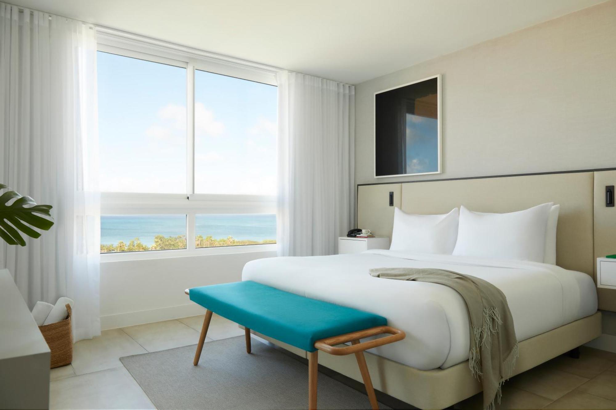 Suíte Superior de 2 Quartos com Vista do Mar - Não Fumantes