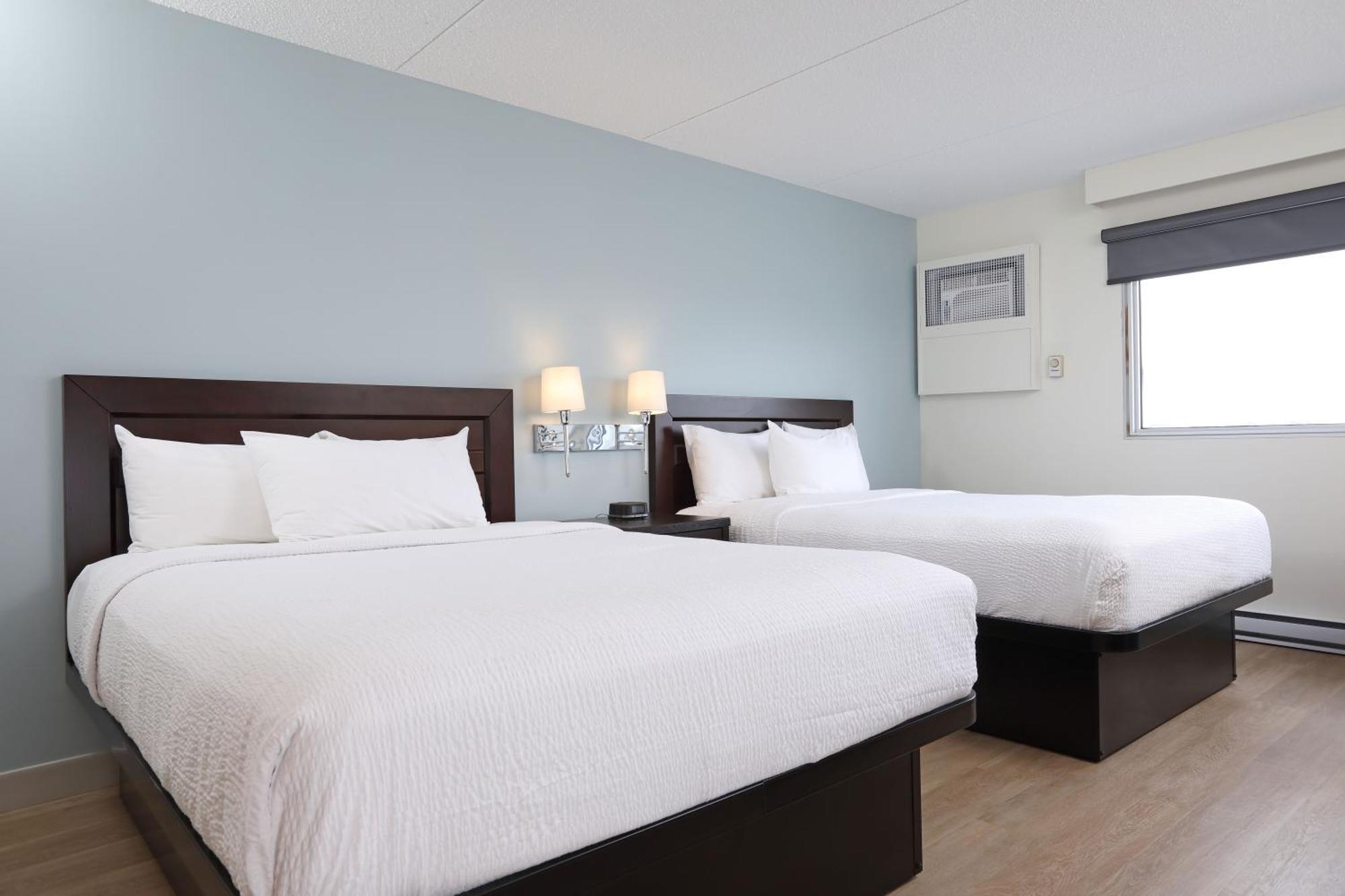 Deluxe Double Room,1743405261:JPEG