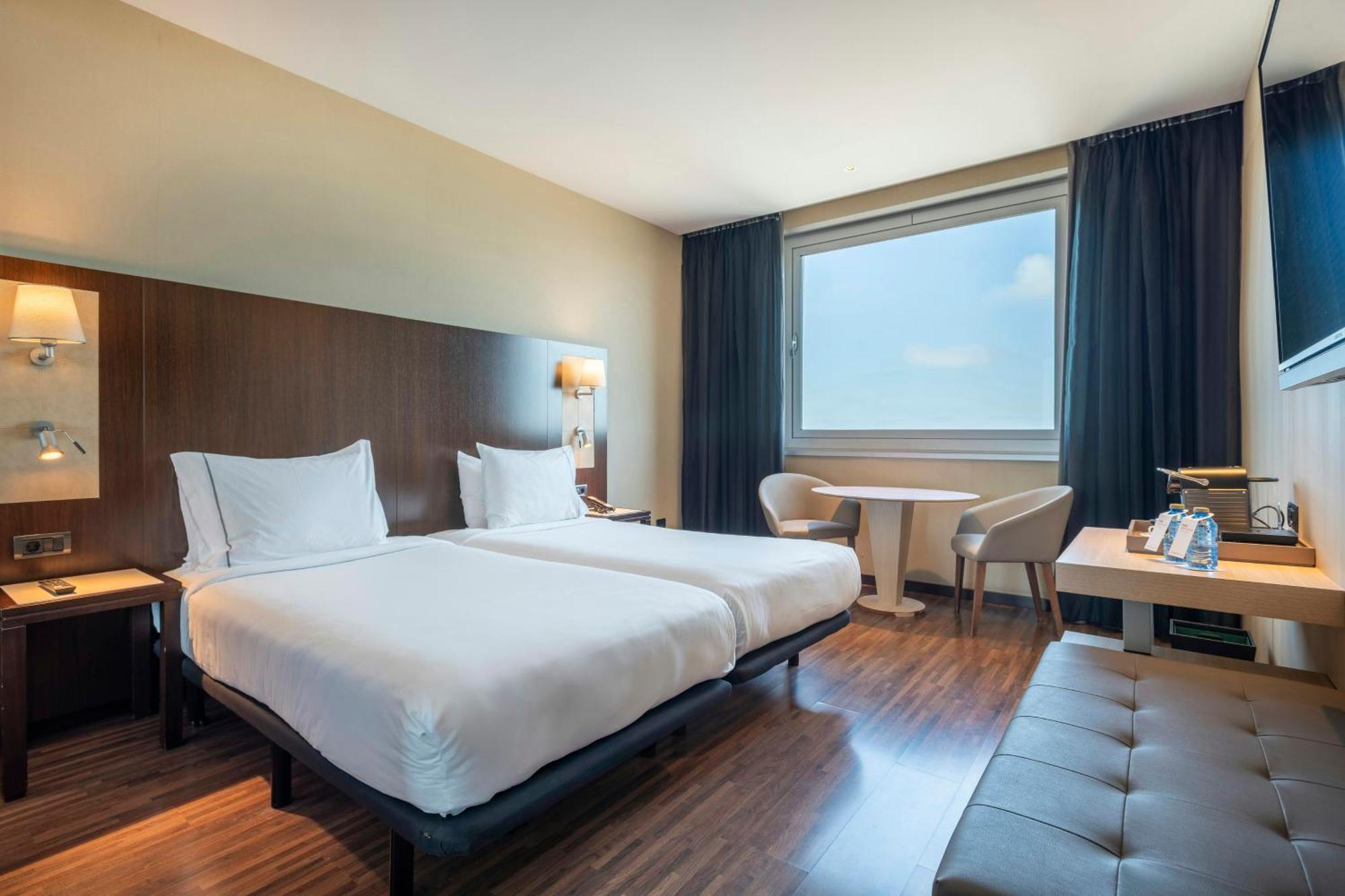 Deluxe Doppel-/Zweibettzimmer mit Meerblick