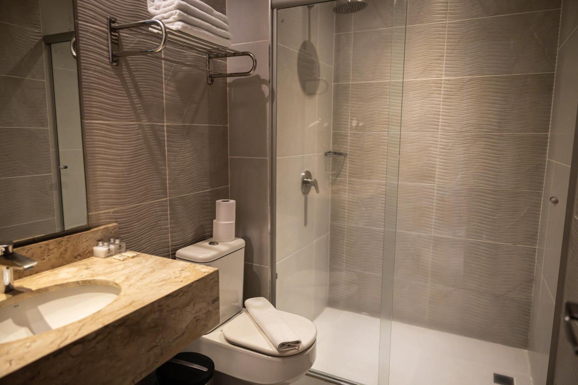 Quarto Triplo Standard