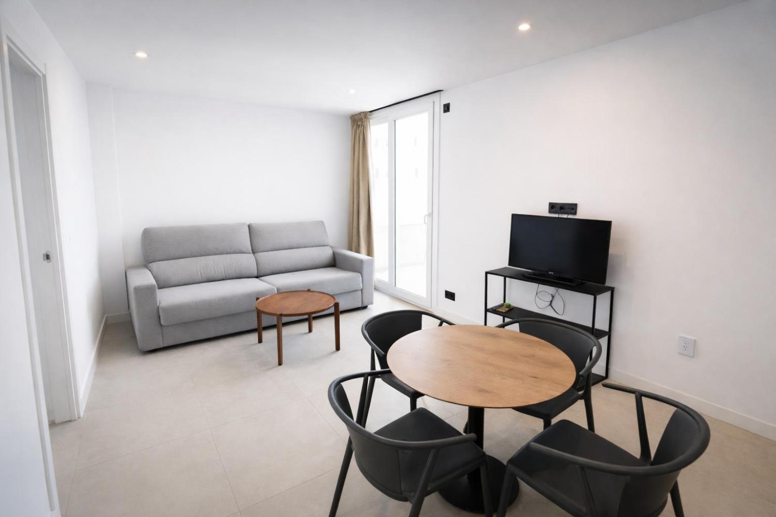 Apartment mit 1 Schlafzimmer und Balkon