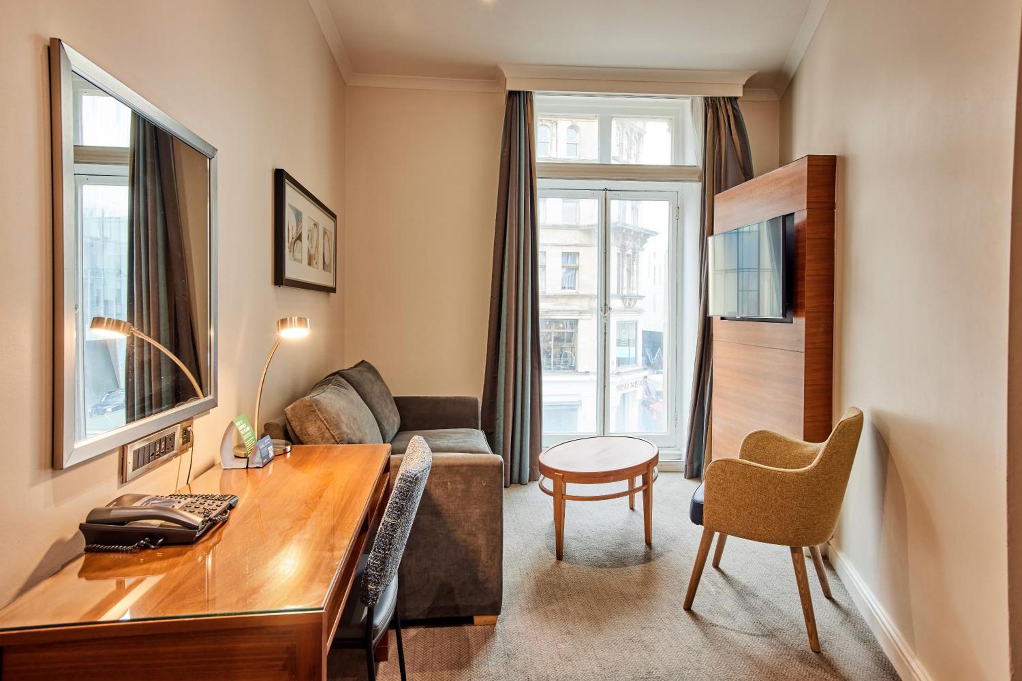 Suite Júnior