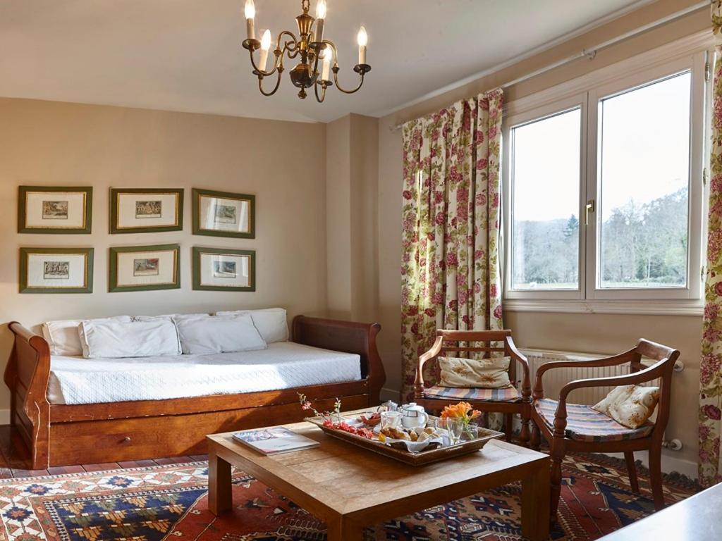 Chambre Familiale - Vue sur Piscine