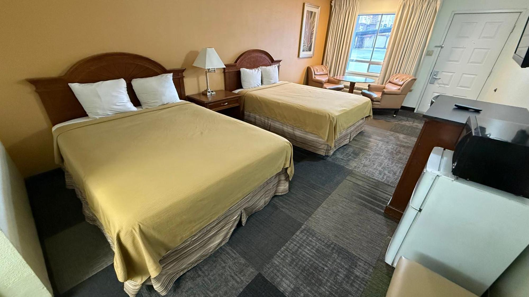 Chambre avec 2 Lits Queen-Size - Non-Fumeurs - Animaux Domestiques Acceptés