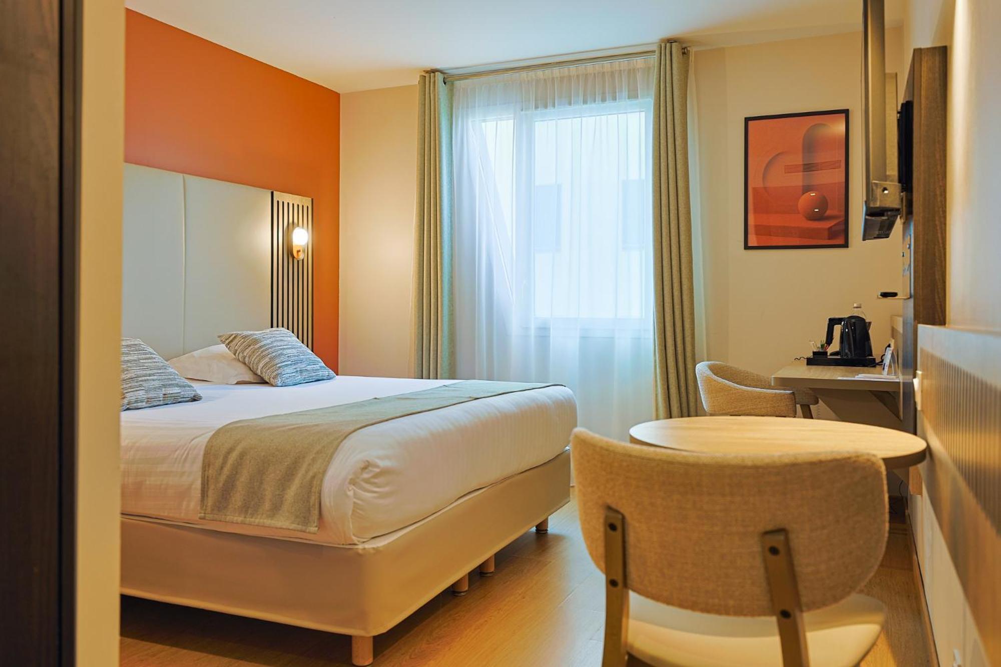Standard Double Room,1756532107:JPEG