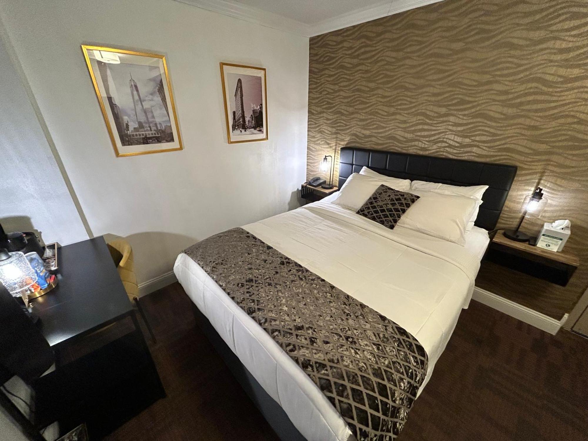 Kamer met Queensize Bed