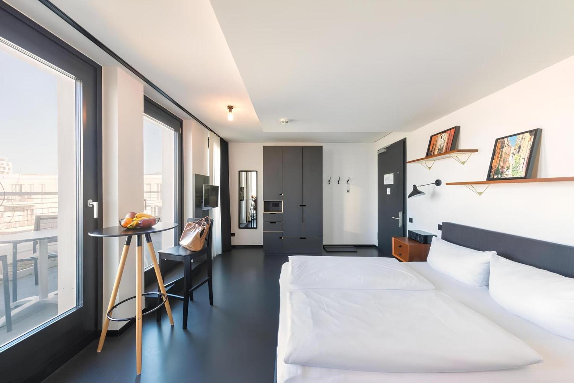 Apartment L mit Kingsize-Bett und Terrasse
