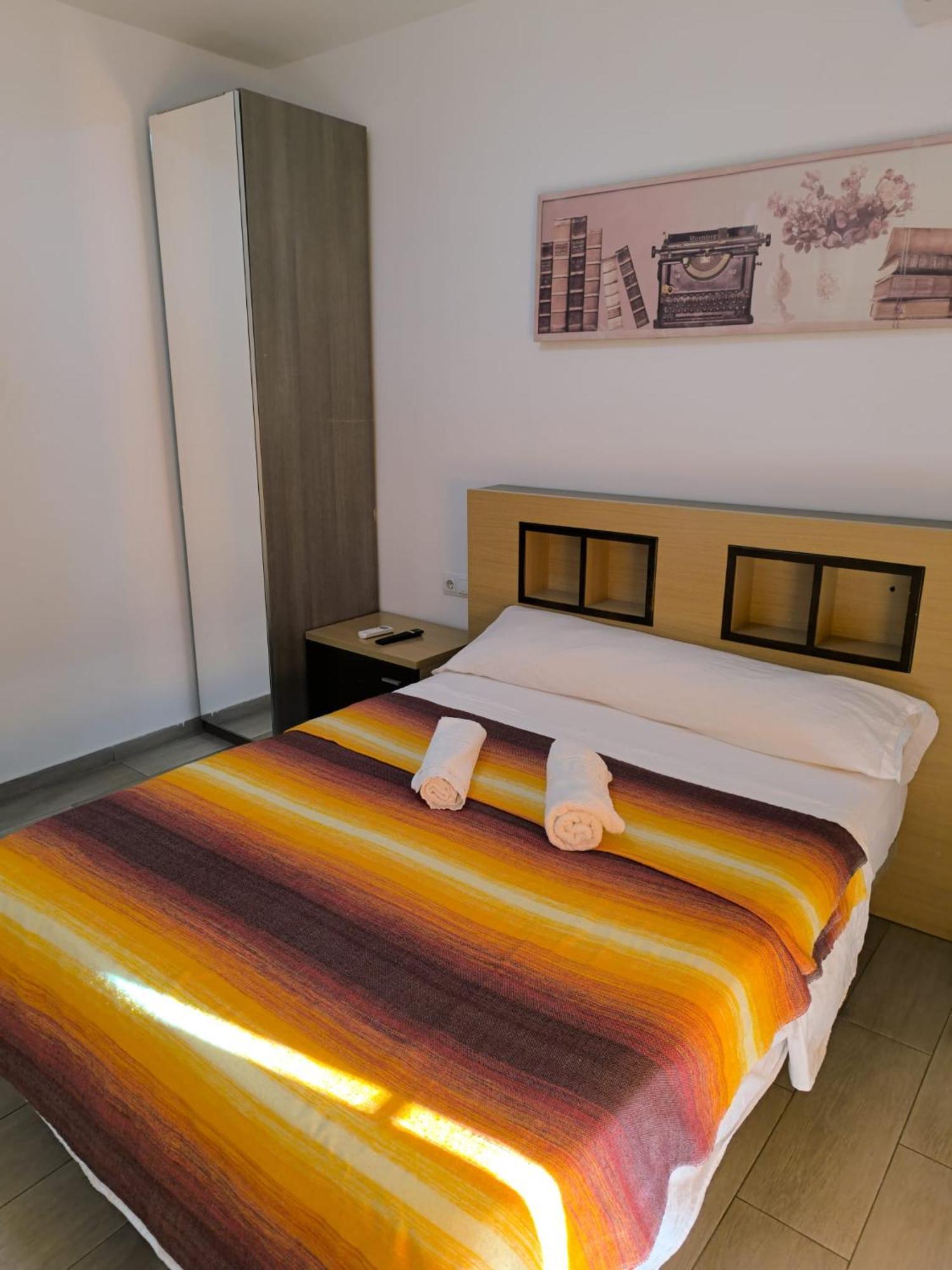 Small Double Room shared bathroom