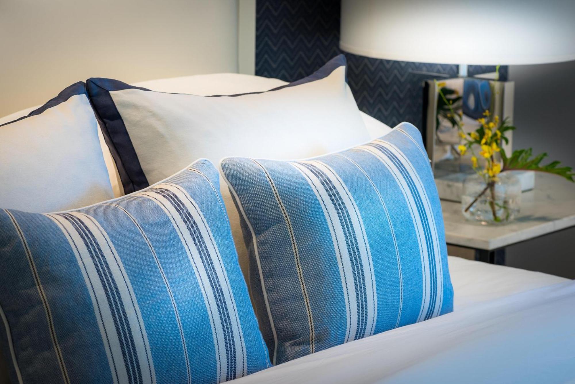 Quarto com Cama King-size