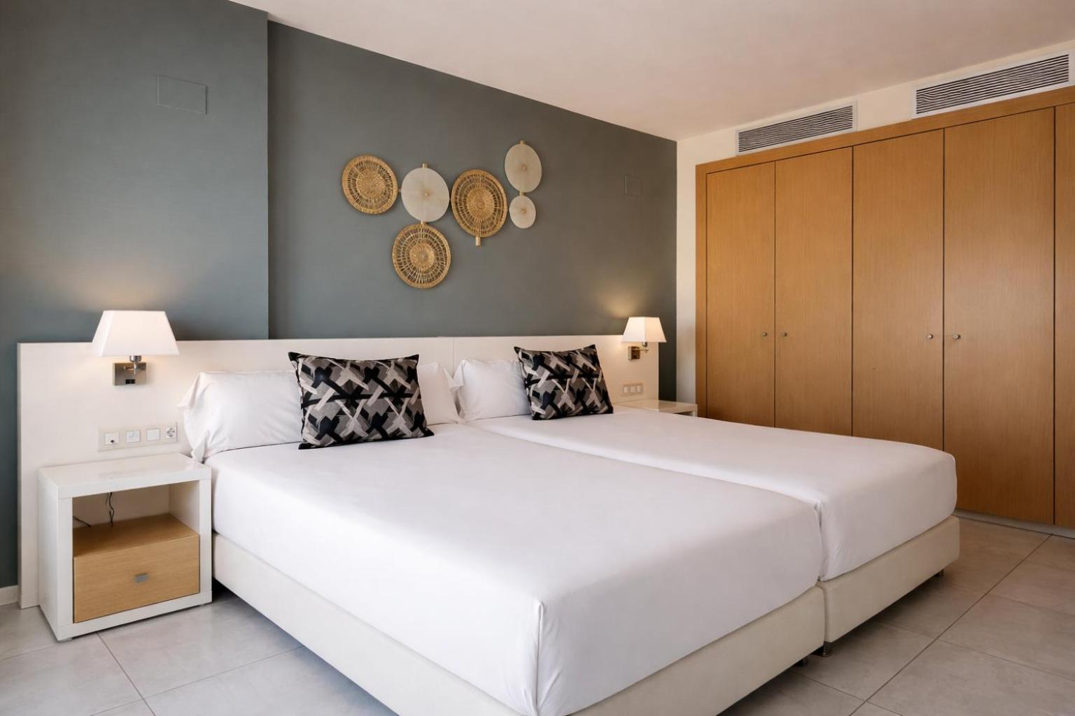 Master Suite Jacuzzi Terrace,1758289667:JPEG