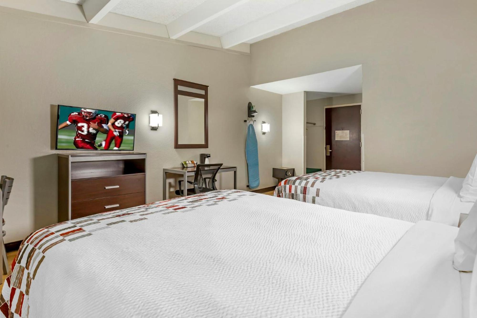Deluxe Room with Two Queen Beds Non-Smoking