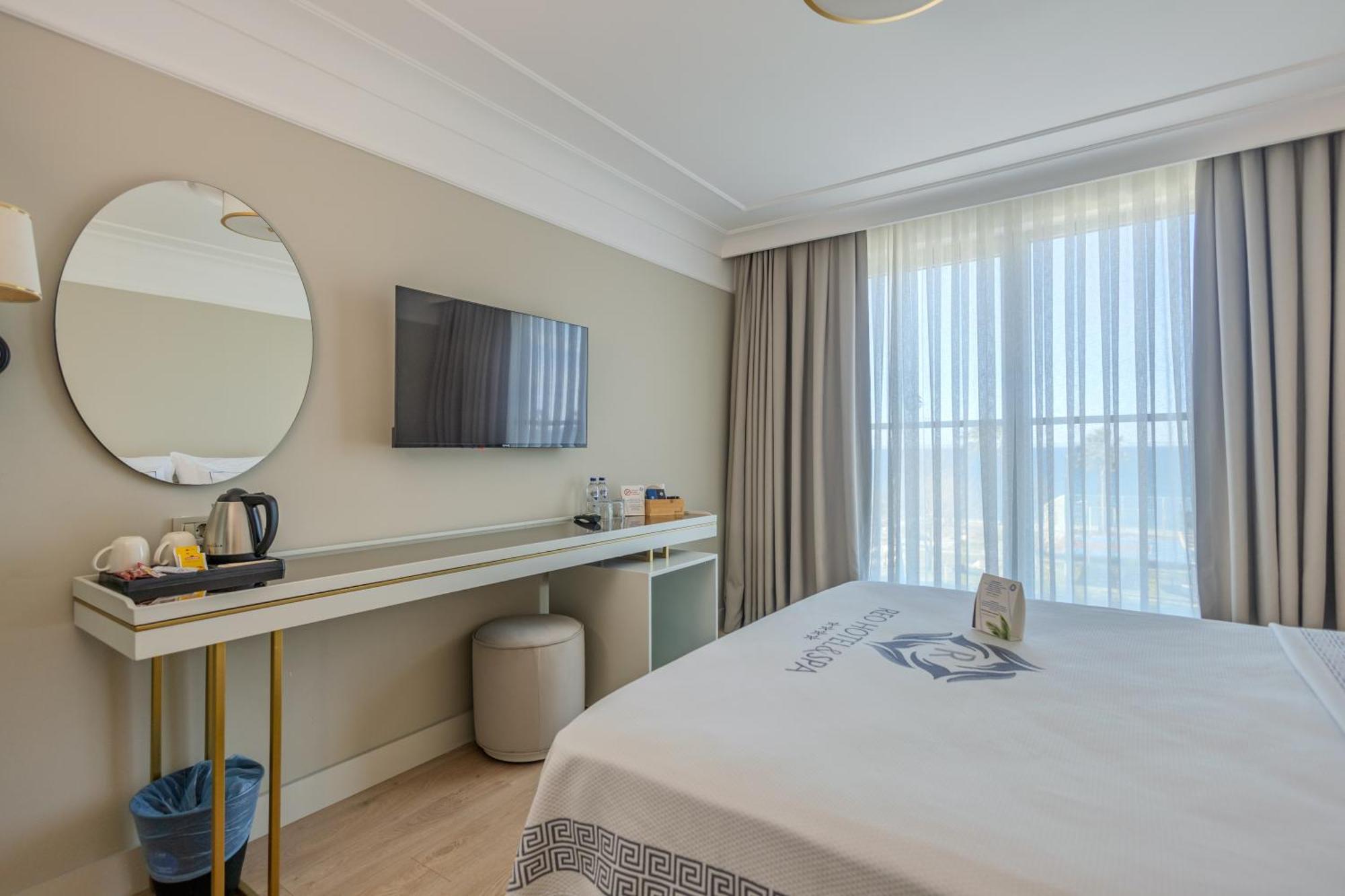 Double Room with Sea View,1758492219:JPEG