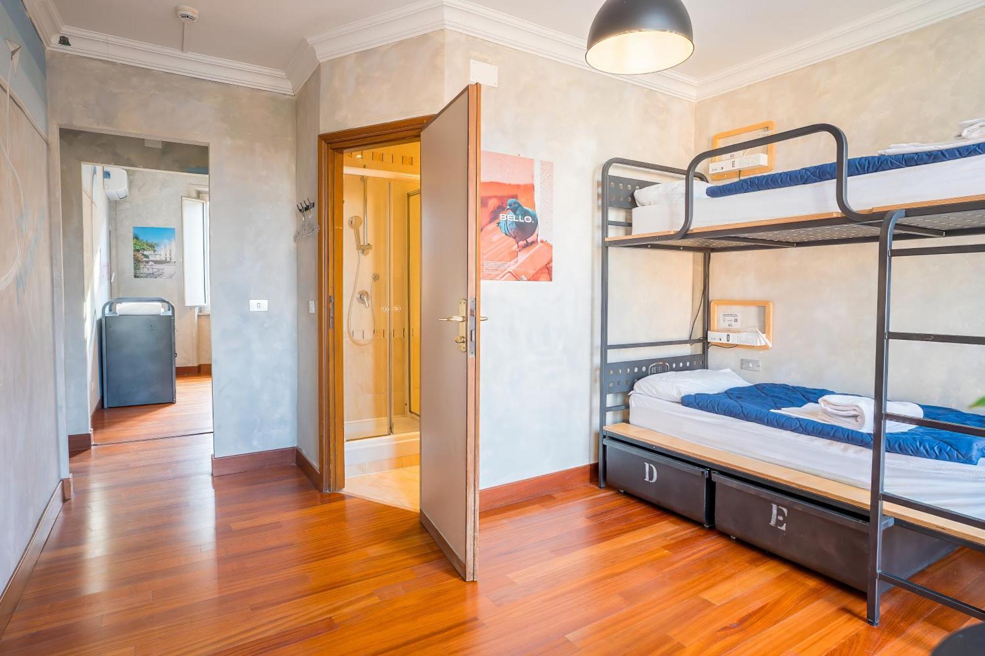 Quarto Familiar com Casa de Banho Privativa