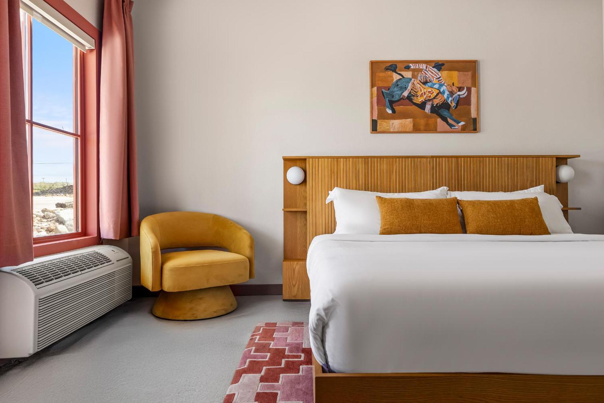 Standard King Room