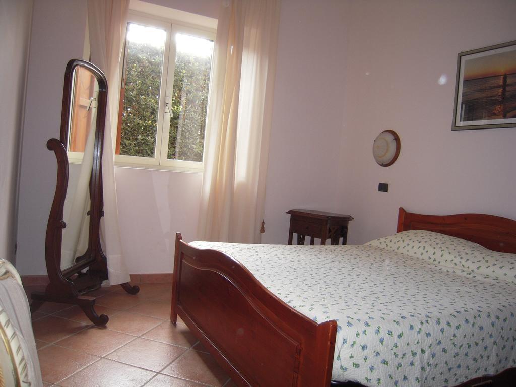 Two-Bedroom Apartment,176423250:JPEG