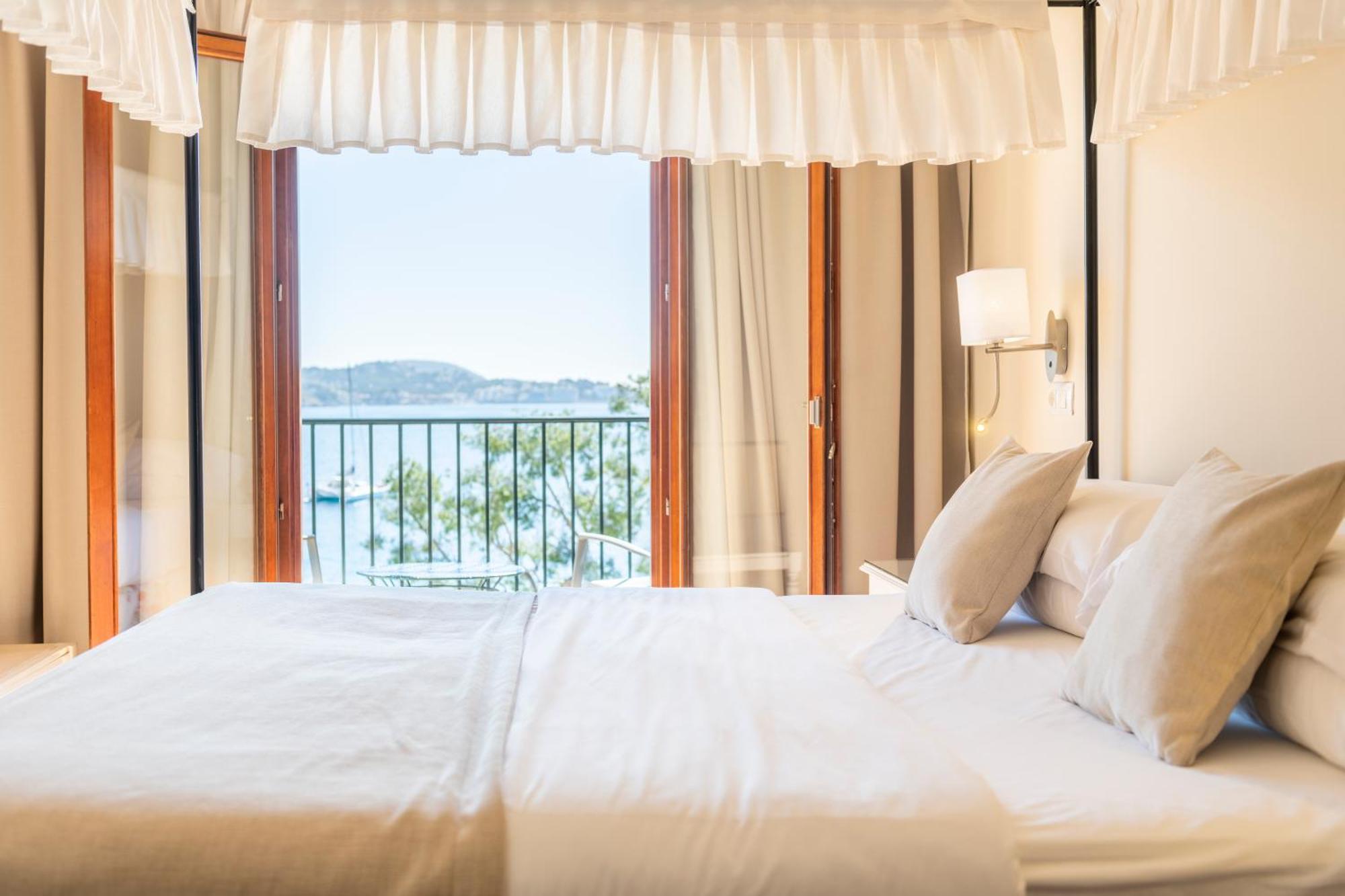 Chambre Double ou Lits Jumeaux Supérieure avec Balcon - Vue sur Mer