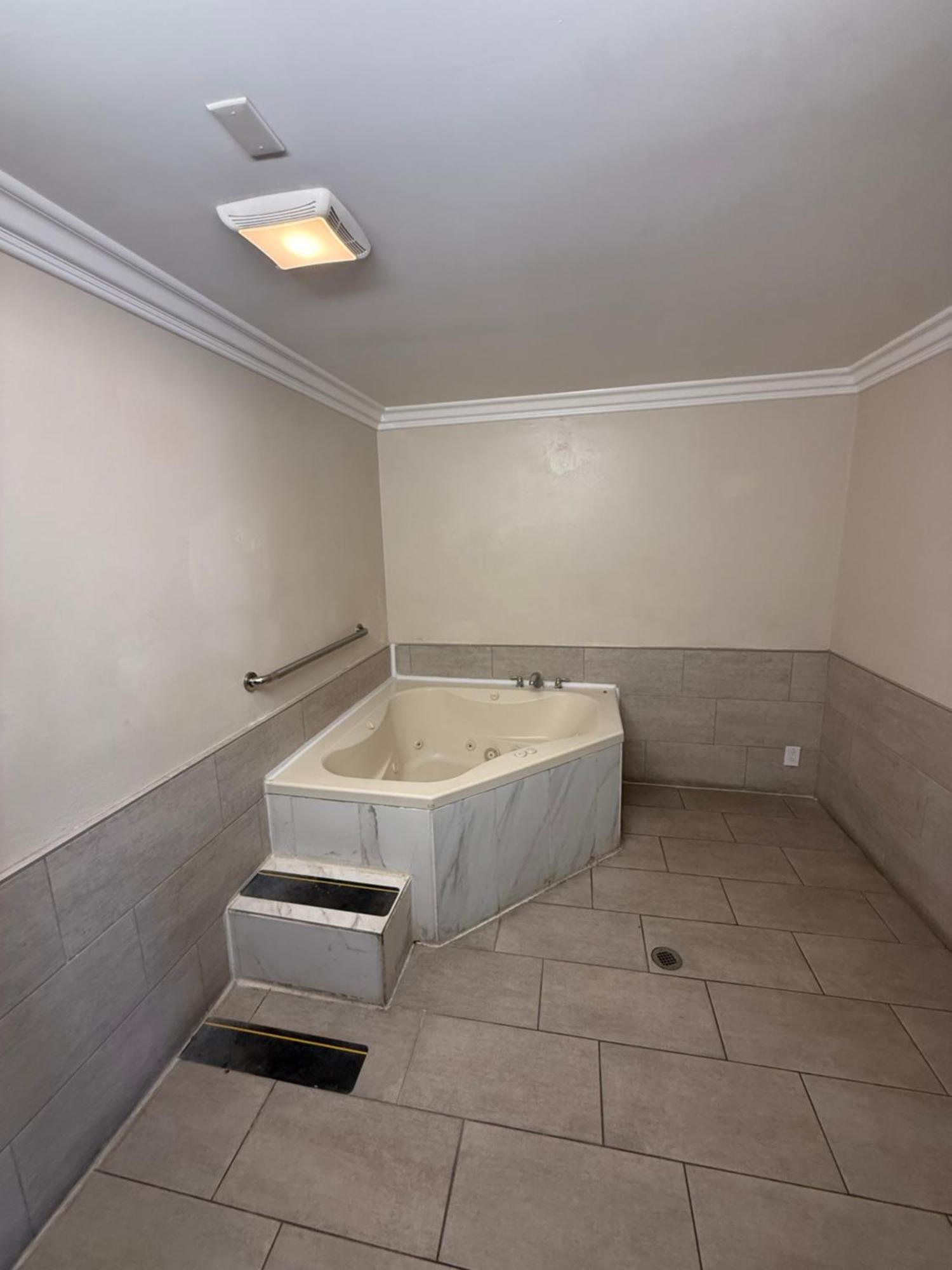 Suite Lit King-Size avec Baignoire Spa