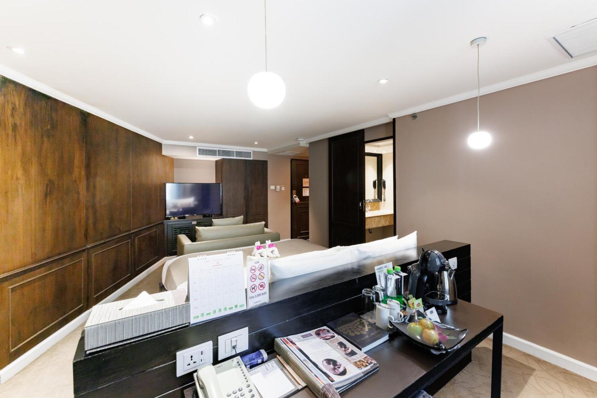Jacuzzi Suite Double Room