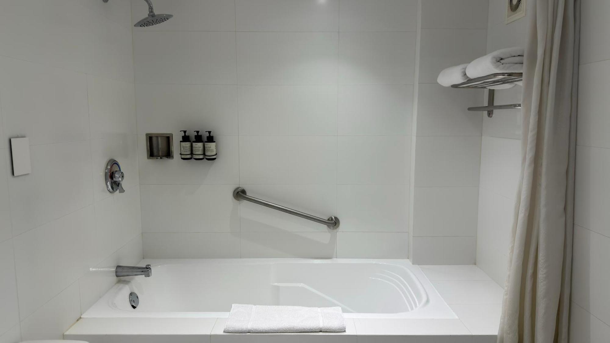 Quarto Superior com Cama King-size