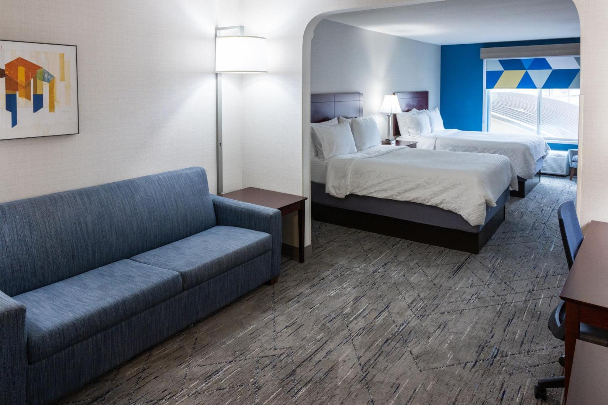 Suite with Two Queen Beds