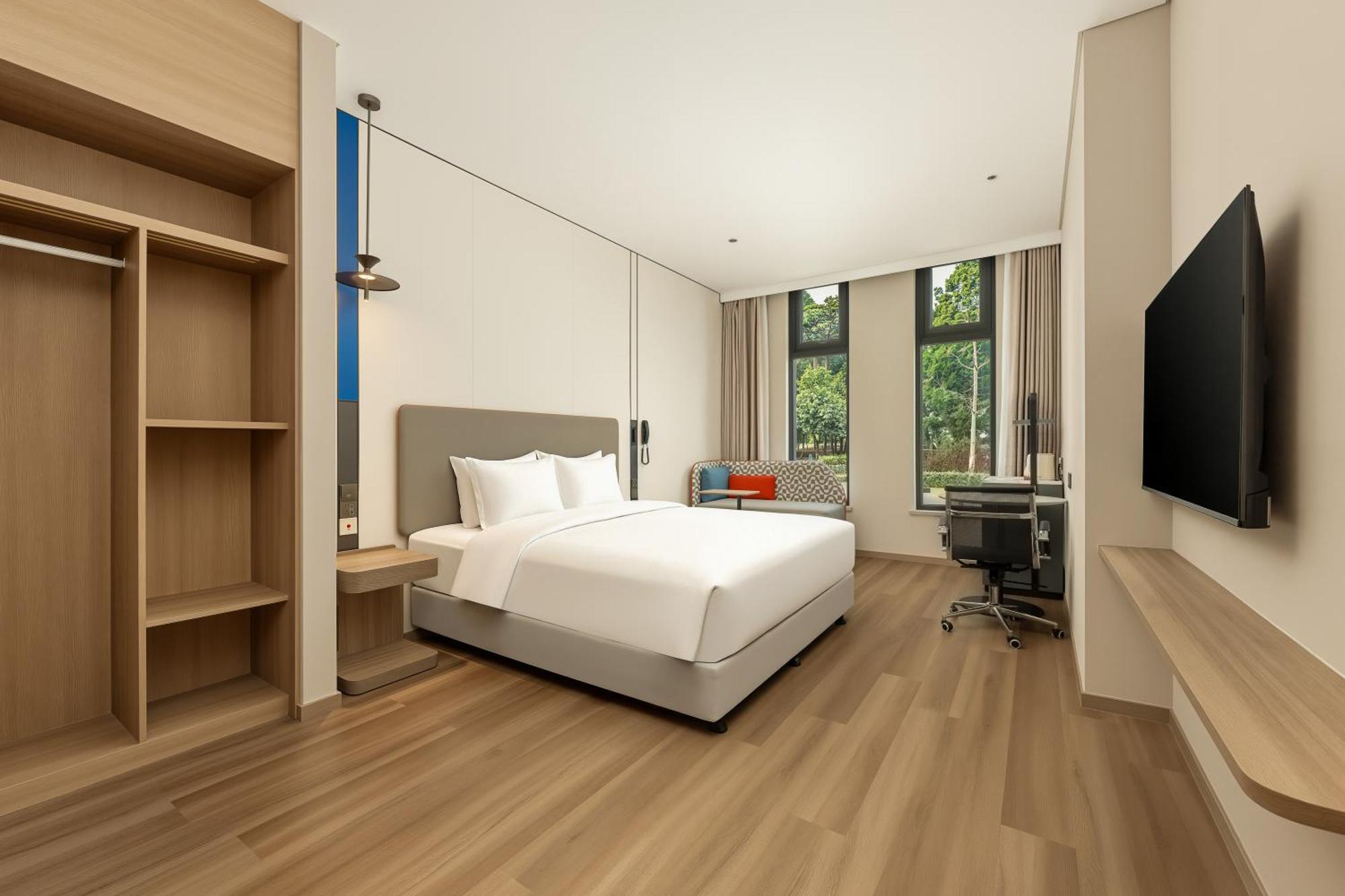 Chambre Lit Queen-Size Standard - Accessible aux Personnes à Mobilité Réduite