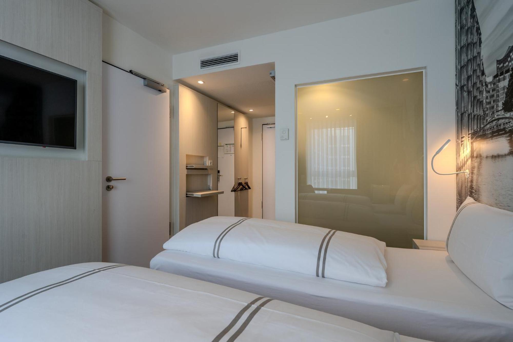 Standard Double or Twin Room,1765506693:JPEG