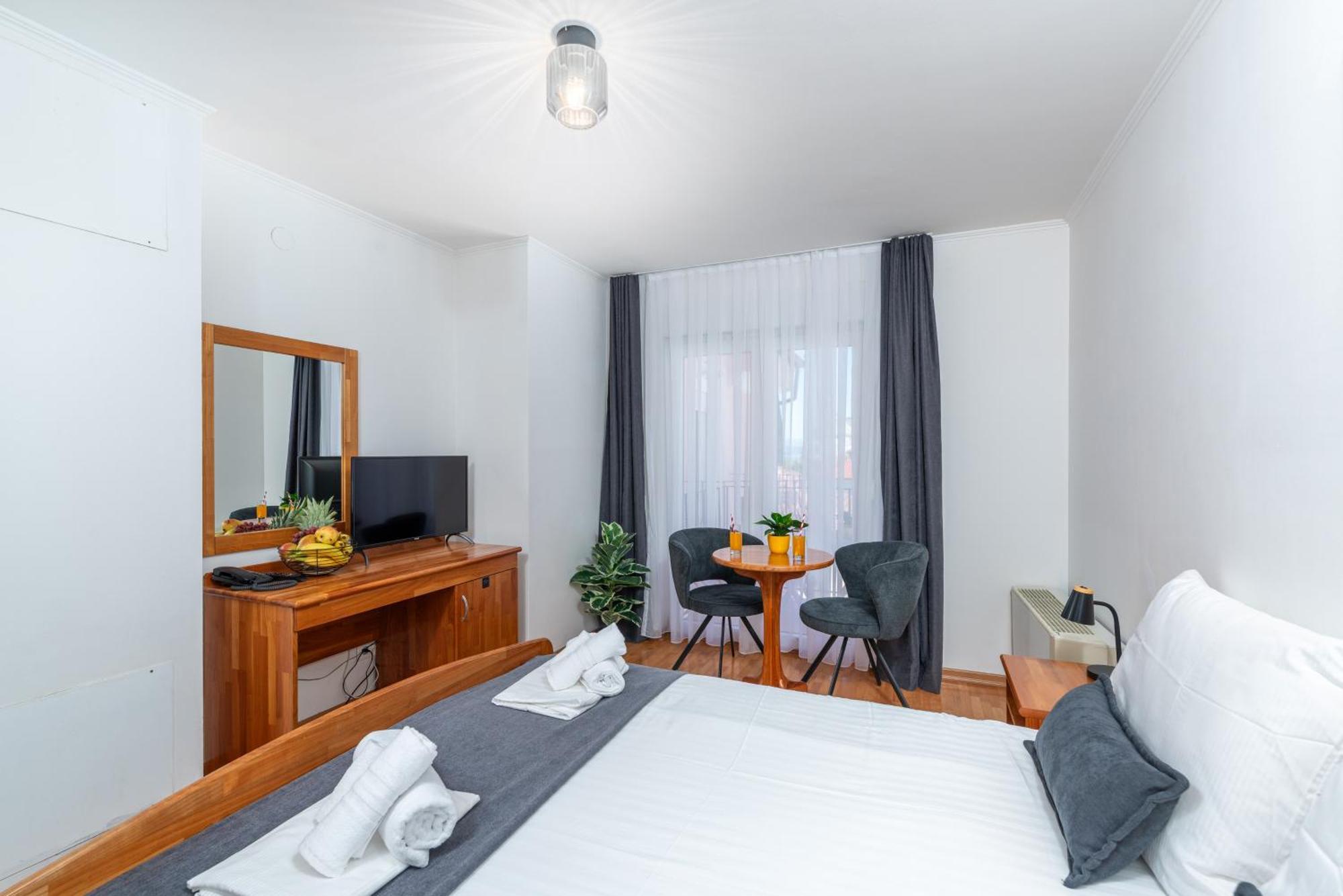 Economy Doppelzimmer mit Parkblick
