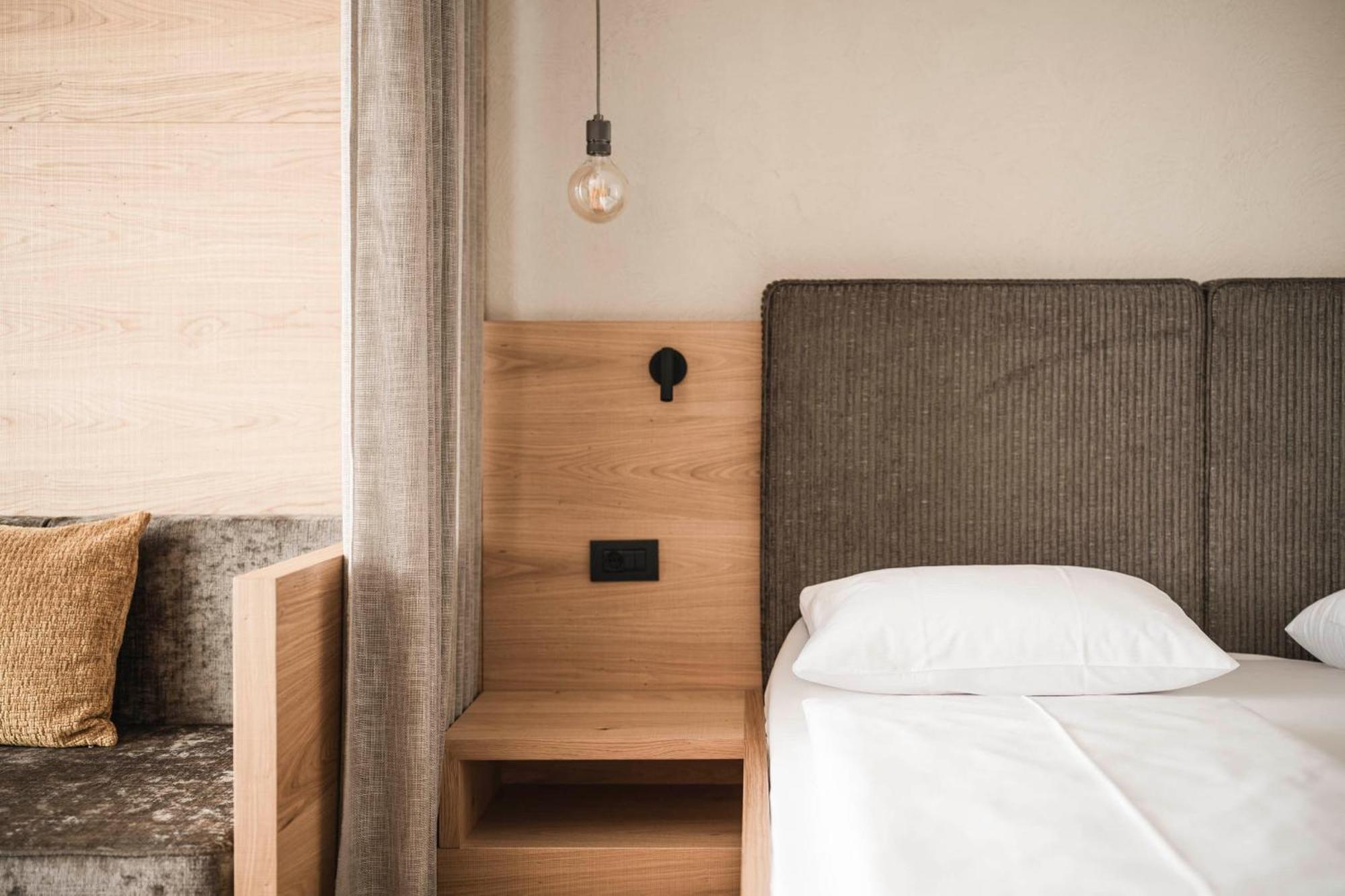 Doppelzimmer mit Balkon