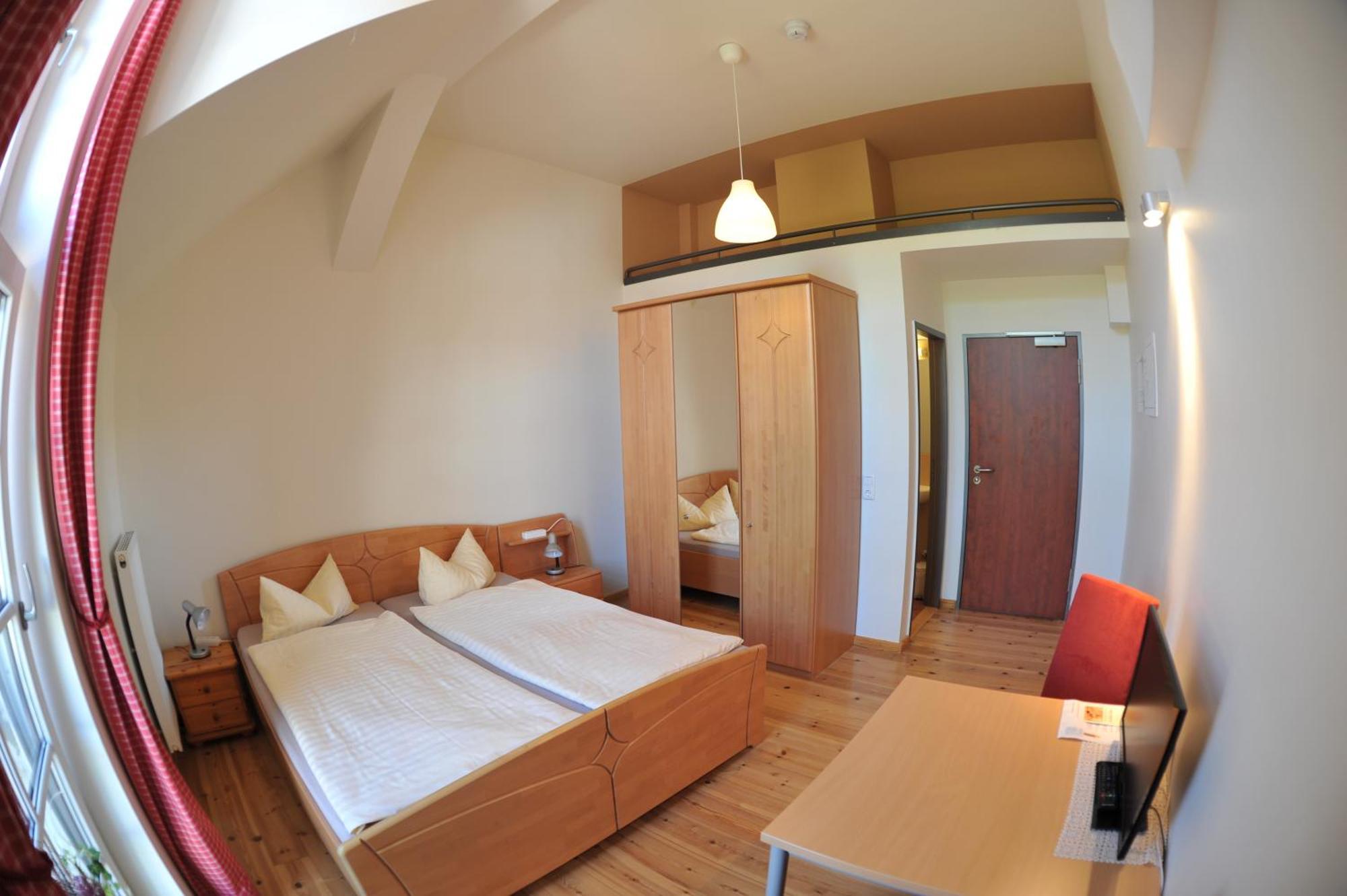Doppelzimmer mit eigenem Bad