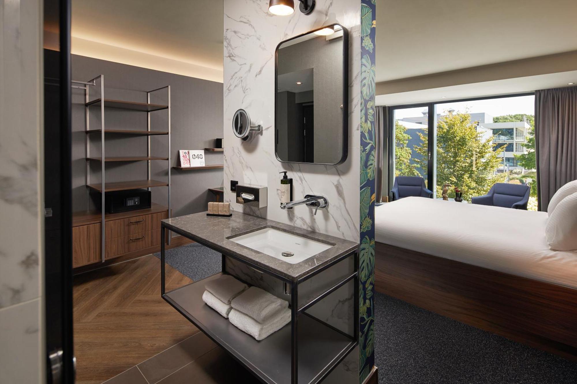 Superior Zimmer mit Kingsize-Bett