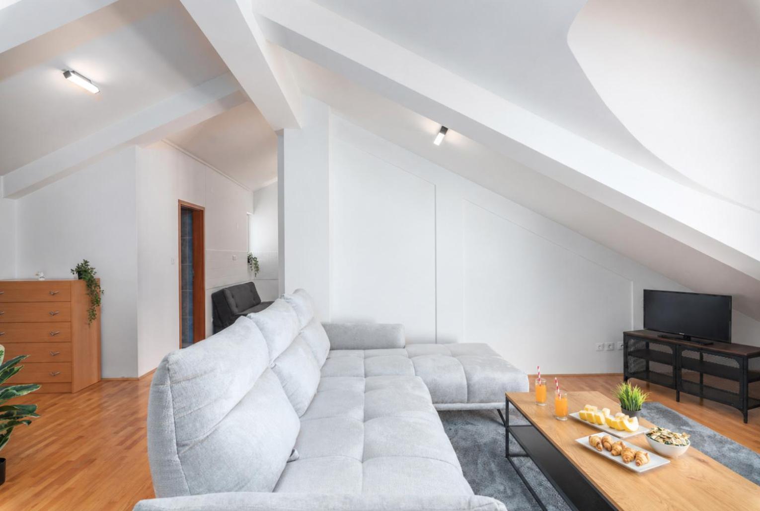Apartment mit 2 Schlafzimmern und Meerblick