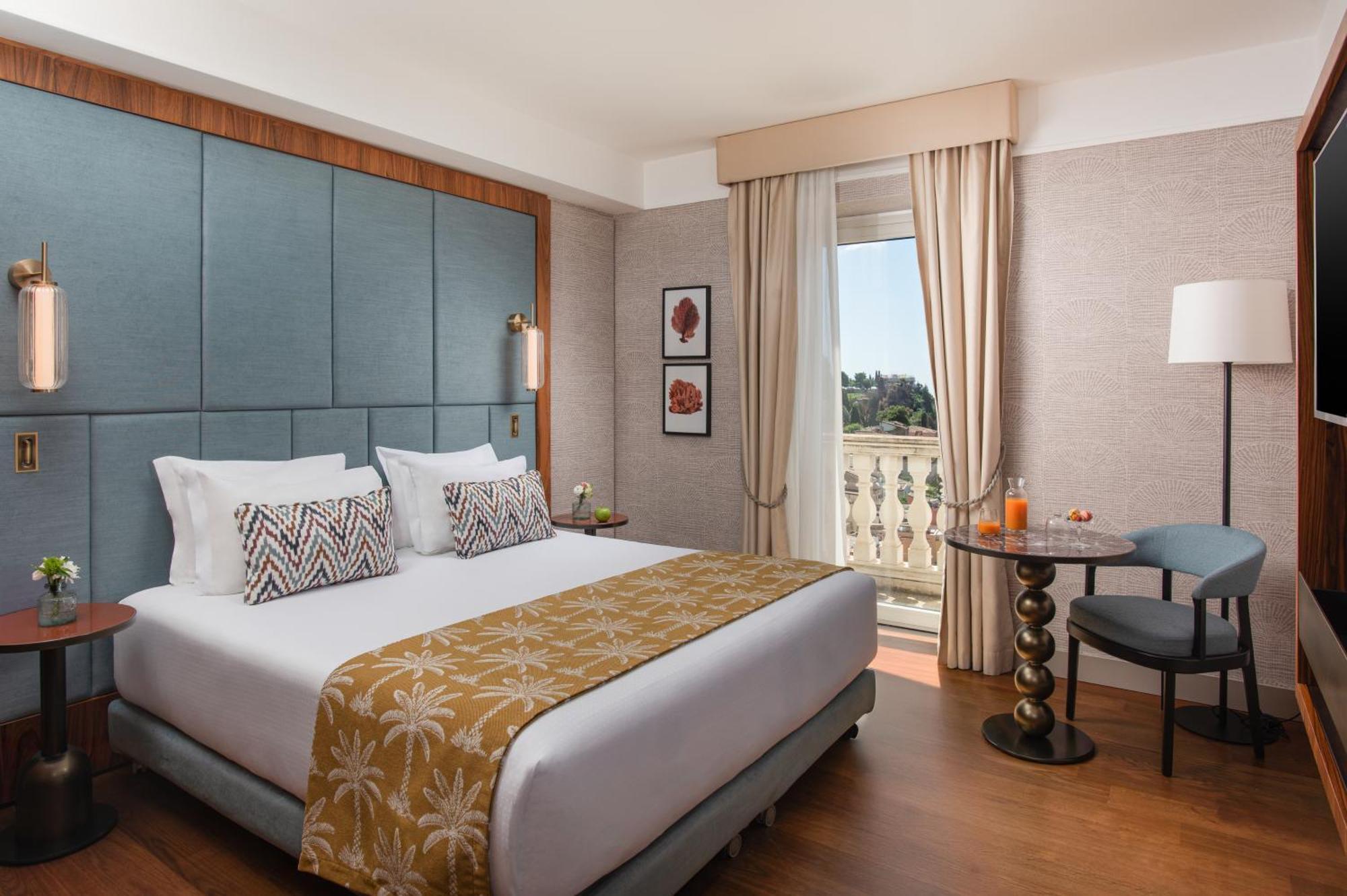 Quarto Deluxe com Cama de Casal ou 2 de Solteiro e Vista da Cidade